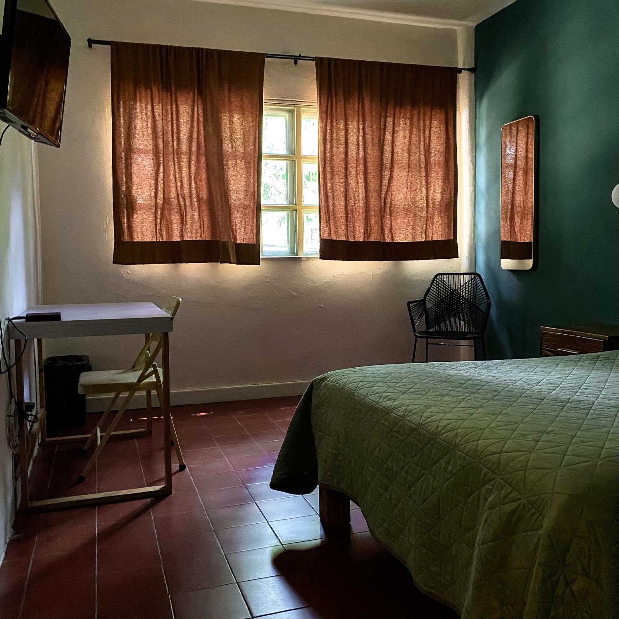 ホテル Casa Sabina グアダラハラ エクステリア 写真
